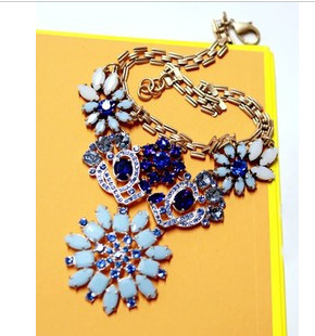 European and American Famous Zara Retro Diamonds Polymer Clay Flower Exaggerated Necklace Alloy Thick Chain Short Necklace