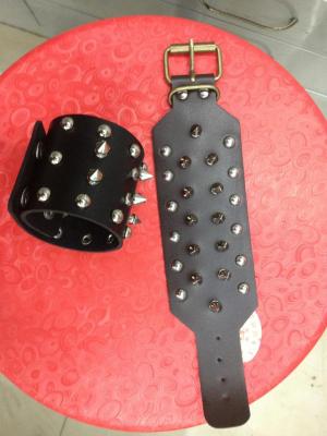 Rivet leather hand buckle Pyle guard