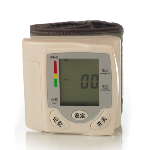 exclusive for export full-automatic portable wrist blood pressure monitor family popular blpm-225
