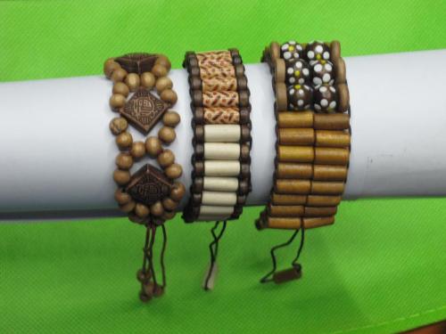 Wooden Bracelet， ornament， Wooden Beads， Wooden Rings， Wooden Balls， Wooden Sticks， wooden Button 