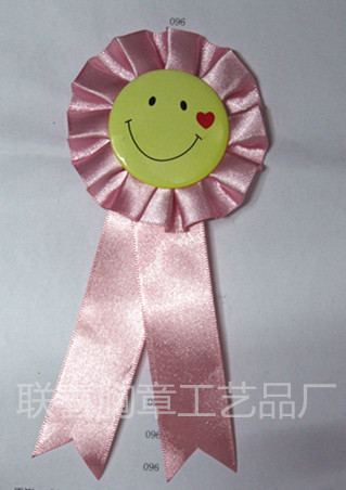 creative smiling face tinplate corsage brooch pin birthday christmas baby birthday party supplies