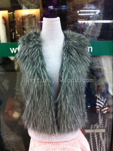New Wool-like Vest， Fox Fur Three Colors