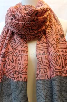 2017 时尚流行 象形文字 印花围巾