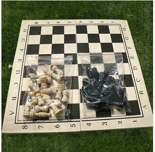 small chess/wooden chess/wood box chess/