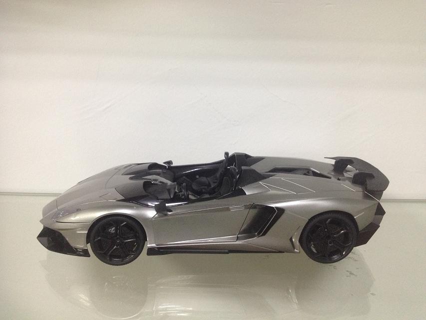 1：14兰博基尼遥控汽车一键开门车灯遥控跑车汽车儿童玩具模型