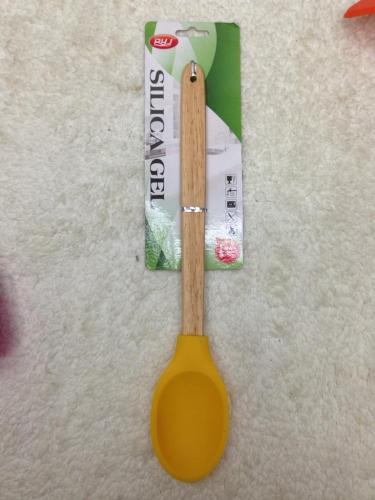 Factory Direct Sales Eco-friendly Silicone Salad Spoon Cake Tools Wooden Handle Customization as Request