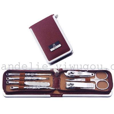 Beauty Manicure Set， Nail Clippers， Eyebrow Tweezers， File