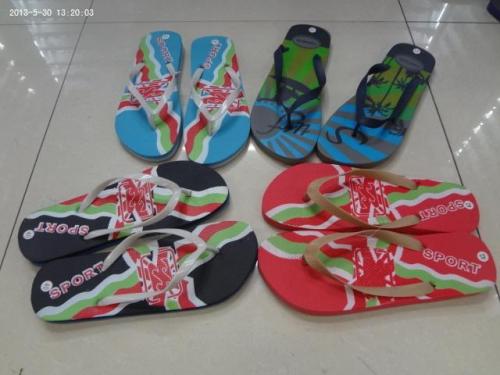 Summer New Fashion Flip-Flops Sandals， Beach Sandals， Home Slippers