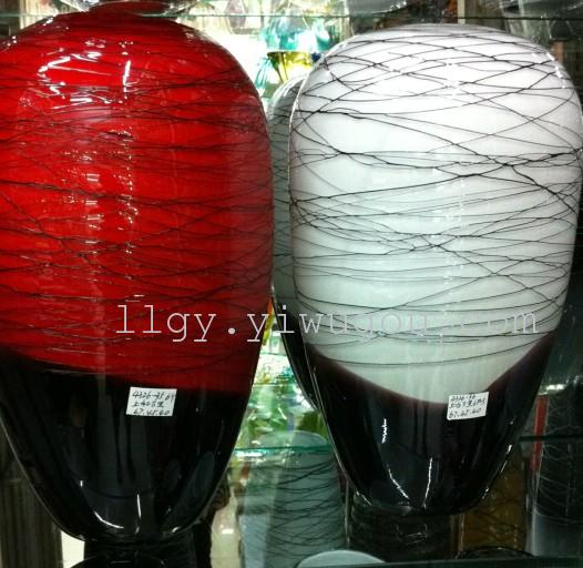彩色玻璃花瓶  白色和红色35cm