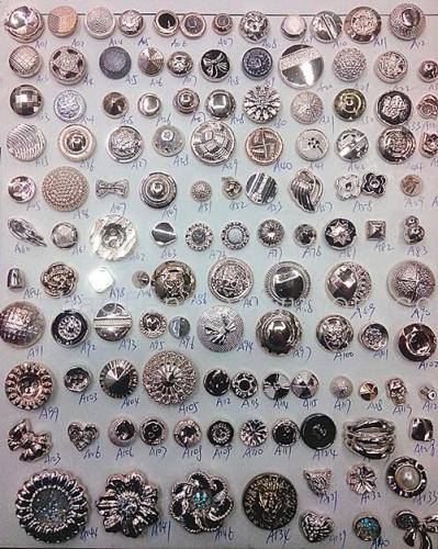 diamond-embedded buttons plastic buttons uv electroplated buttons resin diamond button combination button pearl button