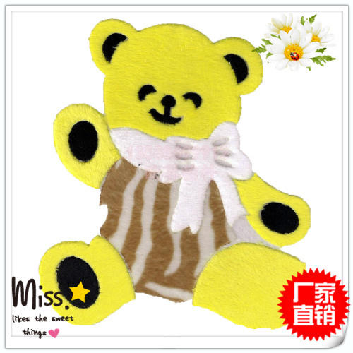 Yiwu Shopping Accessories Hot Stamping Rhinestone Small Yellow Bear Customized Short Sleeve/Towel/Bath Towel/Pillow