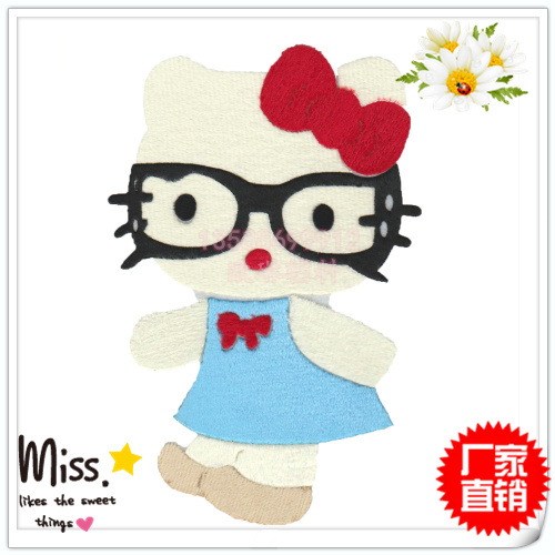 Yiwu Shopping Accessories Fabric Heat Transfer Painting Blue Clothing Glasses Hellokitty Customized Children‘s Clothing/Pillow/Towel