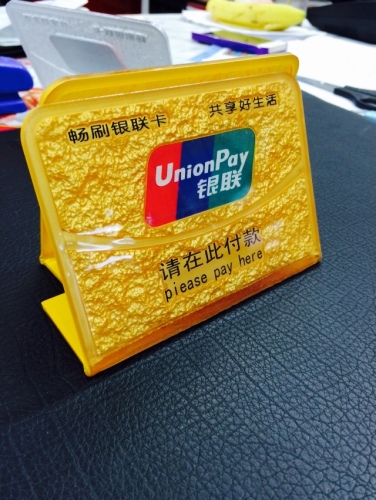 Advanced Acrylic L-Shaped Gold and Silver UnionPay Logo Please Pay Here Logo