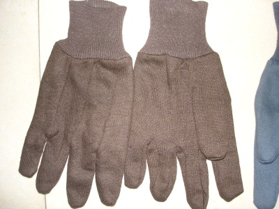 Coffee knitted flannel gloves