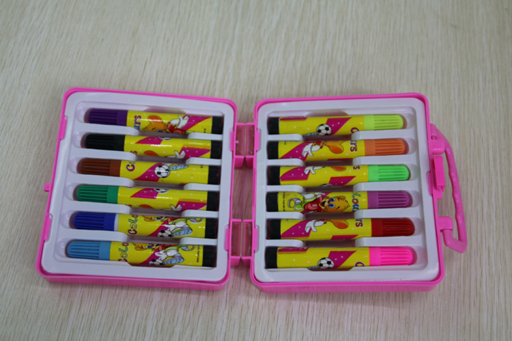 厂家直销学生用品12色普通版水彩笔 学生绘画必备 pp手提盒子装