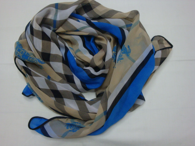 新款时尚欧美版雪纺经典格子加长丝巾披肩 防