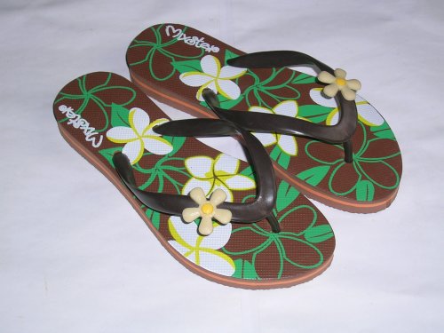 new flip-flops summer non-slip beach shoes fashion flat heel thin bottom flip-flops