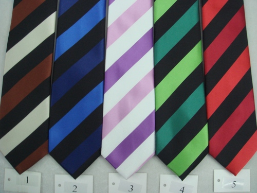 New Business Men Striped Blue and White Polyester Yarn Tie