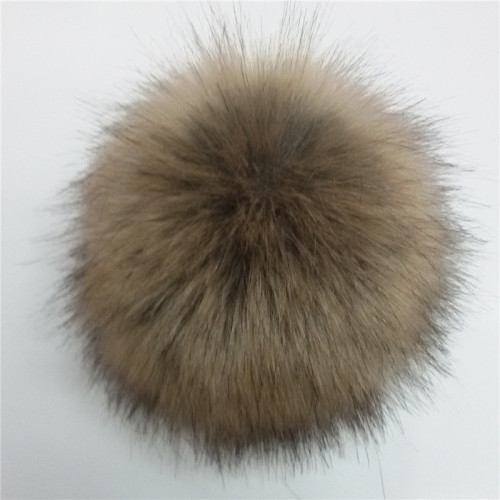 Spot Sales， Hat Ball Can Be Customized Size. Fox fur ball