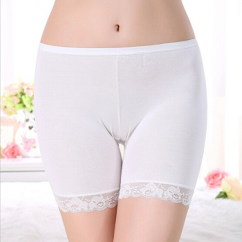 Super Cheap Women‘s Ice Silk Anti-Exposure Three-Point Pants Leggings Lace Edge Safety Pants 