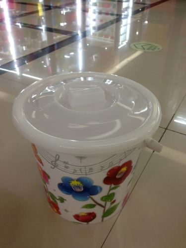 plastic barrel， bucket