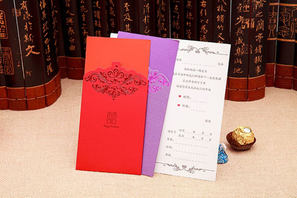 欧式红紫皇冠喜帖 立体浮雕花纹高档请柬 创意结婚请帖批发定制_义乌市玮钰喜庆用品有限公司_义乌国际商贸城五区_义乌购