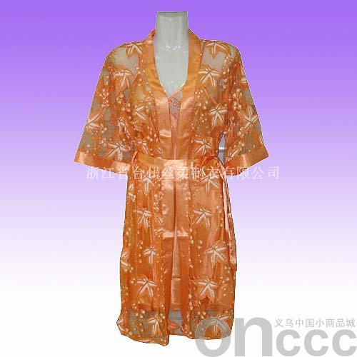 橙色圆点不褪色女士睡袍_浙江省台州丝柔制衣