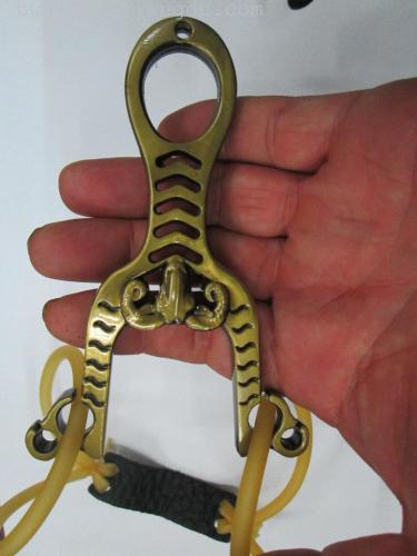 wholesale， retail， outdoor toy bull slingshot