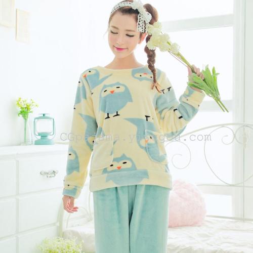 Korean Women‘s Winter Thickened Cartoon Homewear Pullover Fresh Flannel Pajamas Set 