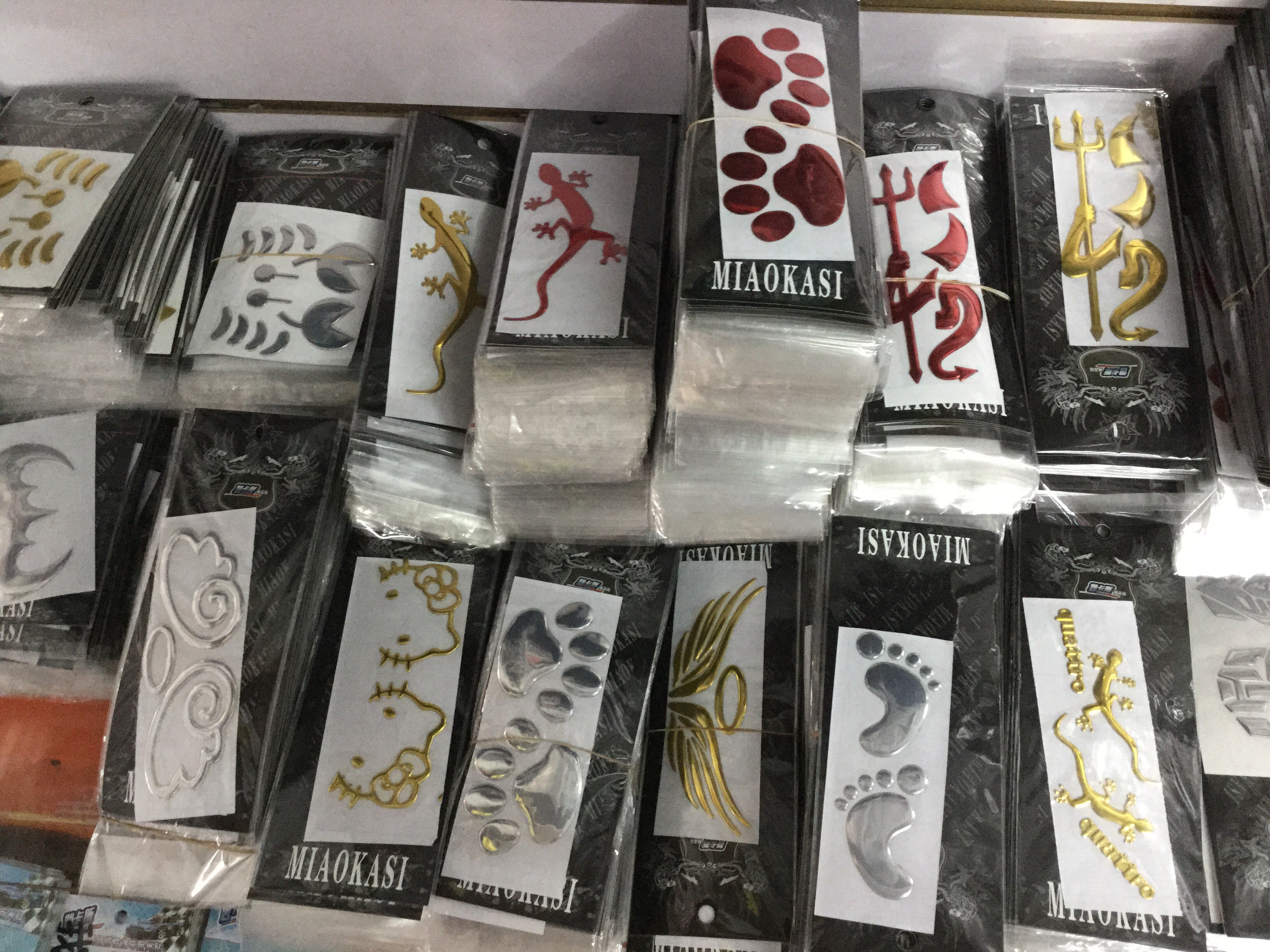 3D软胶贴动物贴脚印贴新款车标贴