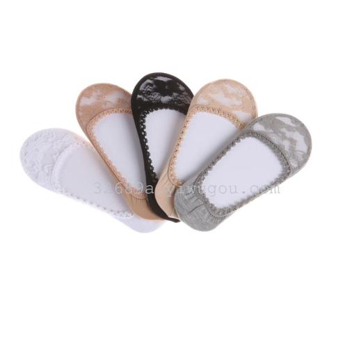 Women‘s Summer Thin Pure Cotton Socks Korean Cute Crown Lace Ankle Socks