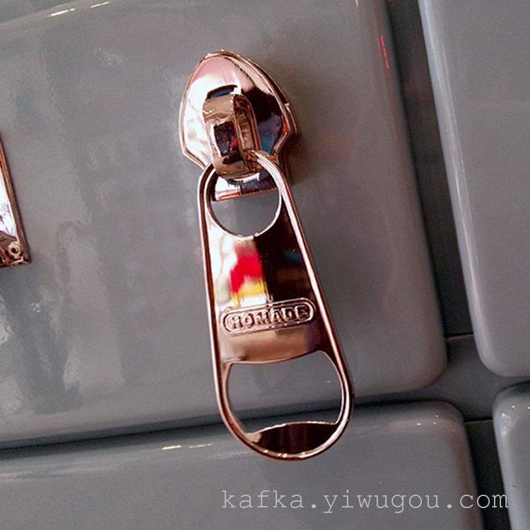 拉链头造型磁性啤酒起瓶器 创意啤酒拉链开瓶器