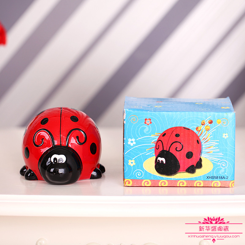 陶瓷可爱甲虫小号存钱罐居室摆件橱柜动物储蓄罐