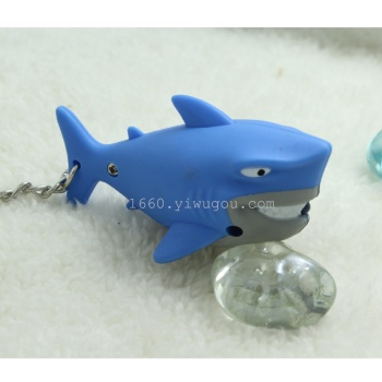 卡通鲨鱼LED发声钥匙扣 动物钥匙圈链 创意礼