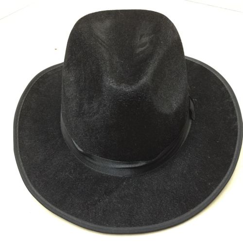 who sells top hats