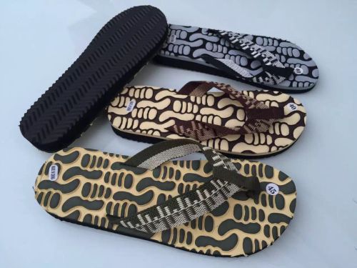 017 New Beach Flip Flops Garden Slippers Craft Slippers Fashion Slippers 