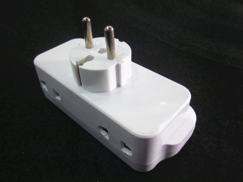 British Standard Multi-Function to USB Socket Worldwide Travel Adapter
