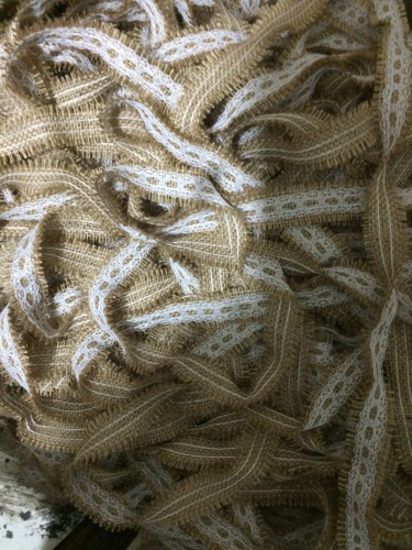 2.5cm linen lace