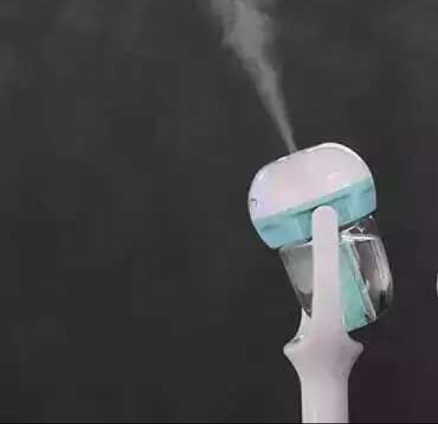 车载加湿器 车用纳米喷雾器 纳米车用蒸脸仪。
