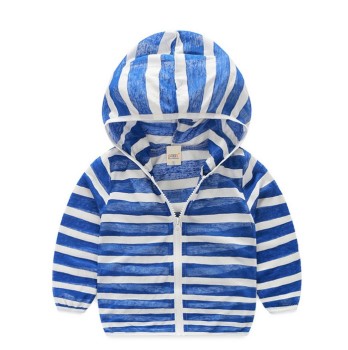 柔软带帽外套 宝宝条纹透气轻薄防蚊衣服 童装