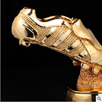 厂家批发足球球员金靴奖杯 足球树脂奖杯 欧冠