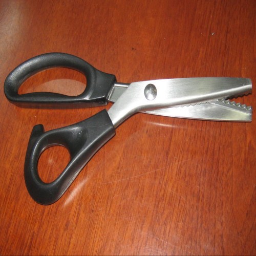 cloth cutting lace scissors 9-inch tooth-shaped cloth cutting lace scissors strong scissors household strong scissors