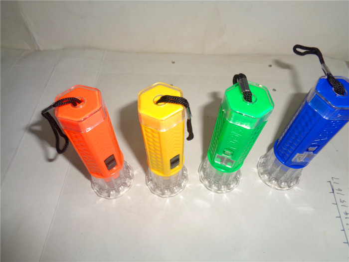 儿童塑料玩具手电筒 赠送礼品LED钥匙扣小夜灯 发光挂件215小汽车详情12