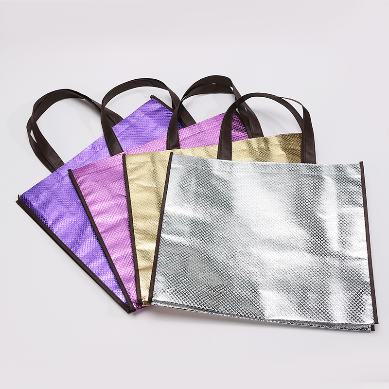 Aluminum foil non-woven bag. Gift bag. Shopping bag