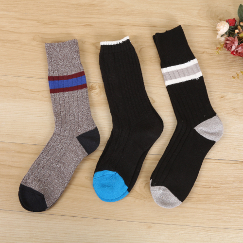 stall popular college style socks cotton long tube sports socks soccer socks warm socks