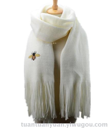 Shawl New European and American Knitted Wool Scarf Winter Women‘s Warm Scarf Bee