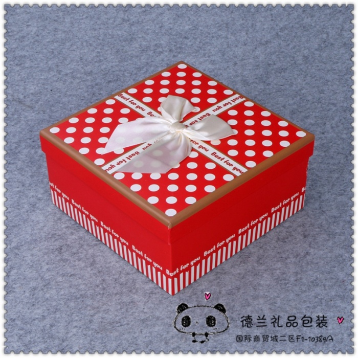 波点蝴蝶结个性礼品包装盒正方形礼盒 首饰盒