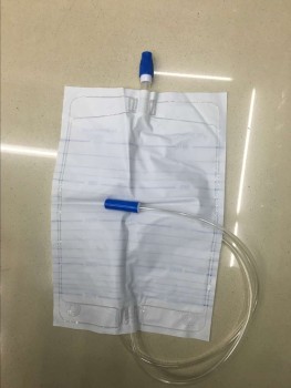 一次性医用pvc尿袋2000ml尿袋单通十字阀螺旋推拉阀尿