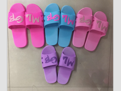 factory direct selling popular blowing women‘s slippers one-word slippers beach slippers