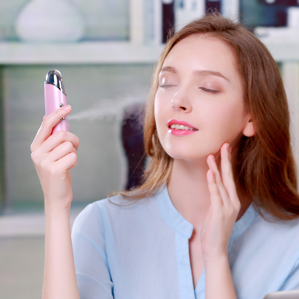 美容补水按摩仪便携式负离子钠米喷雾手持喷雾按摩仪